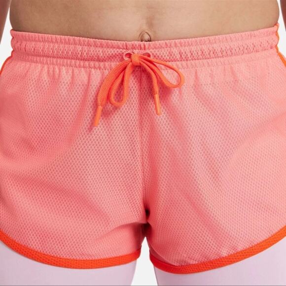 NIKE Pink Salt DRI-FIT TEMPO 2-IN-1 TRAINING/RUNNING SHORTS BIG KIDS GIRLS - Picture 2 of 4
